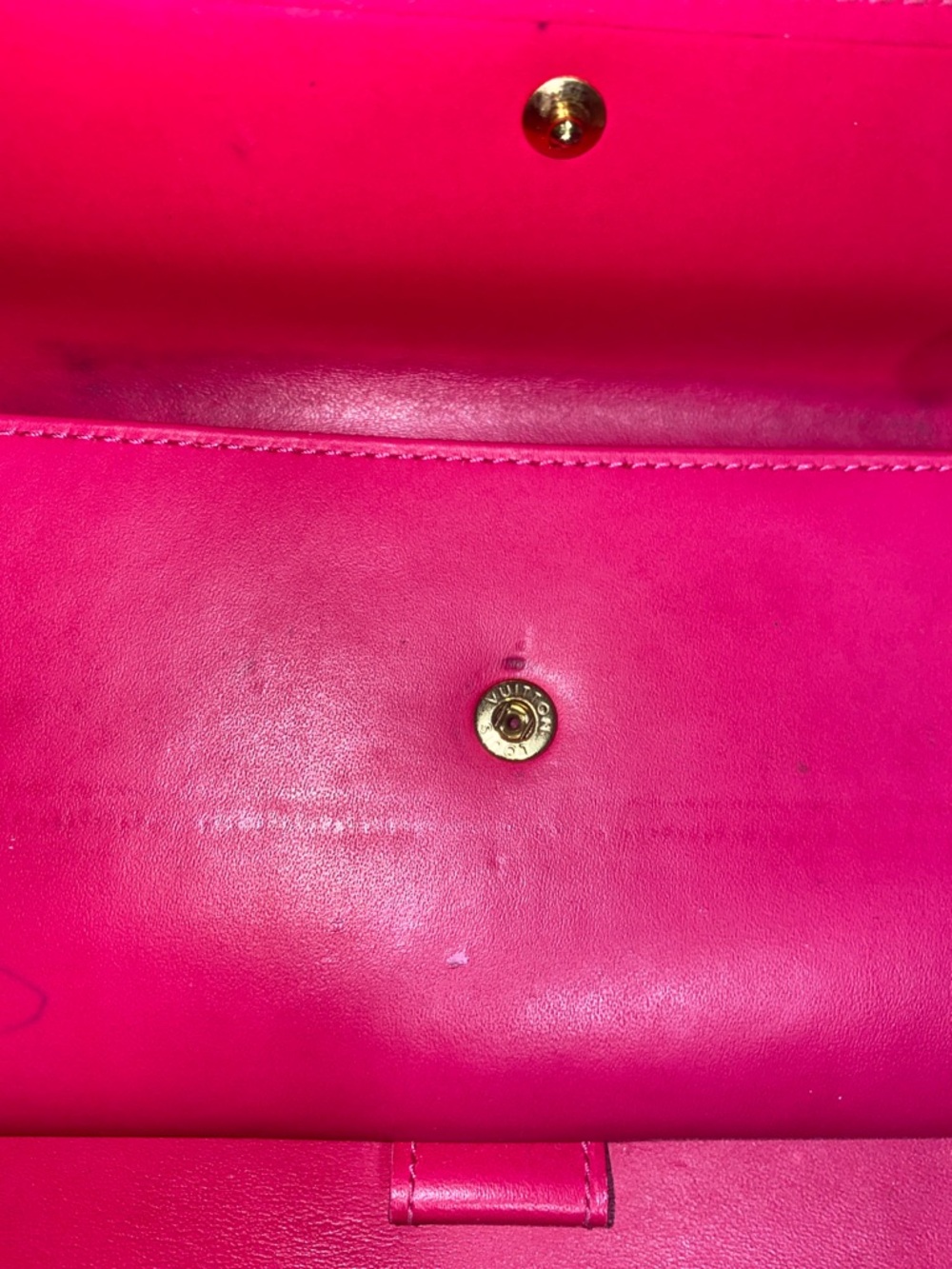 Louis Vuitton Fuchsia Vernis Monogram Continental Wallet - Picture 10 of 12